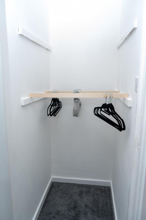 Cosy 2 Bed With Parking Near Piccadilly, Etihad Stadium And Coop Live Sleeps Up To 5 Βίλα Μάντσεστερ Εξωτερικό φωτογραφία