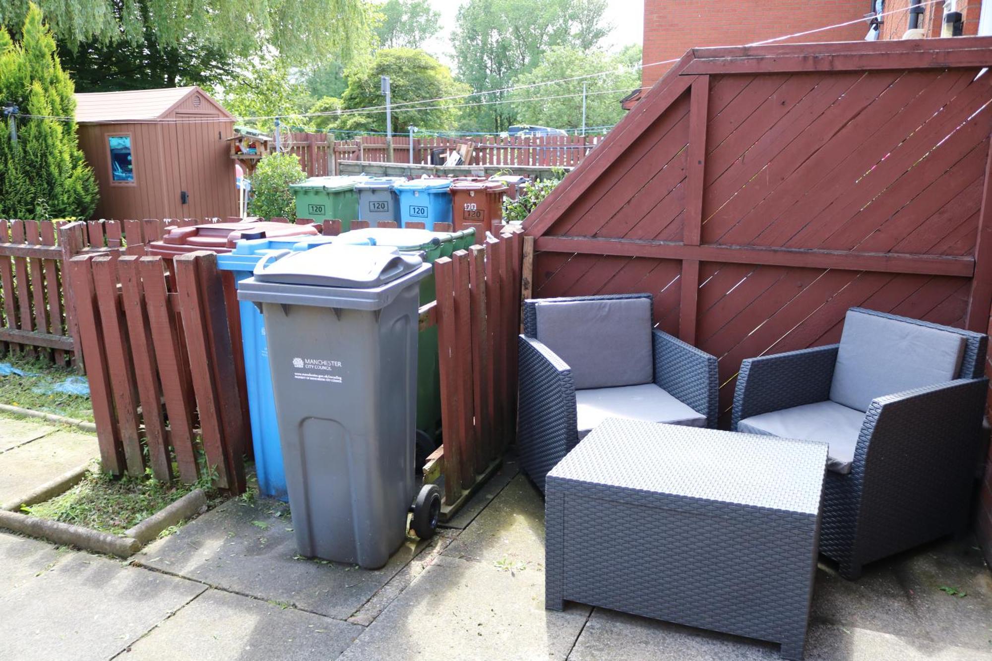 Cosy 2 Bed With Parking Near Piccadilly, Etihad Stadium And Coop Live Sleeps Up To 5 Βίλα Μάντσεστερ Εξωτερικό φωτογραφία